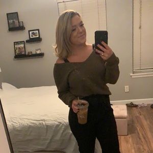 Meet your Posher, Nellie